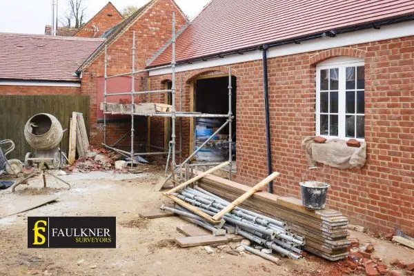 What is the minimum distance between 2 houses? 2 Distance Between Two Houses : Party Wall Surveyors Bracknell